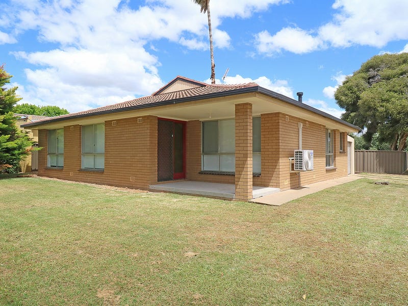 468 Lake Albert Road, Lake Albert, NSW 2650