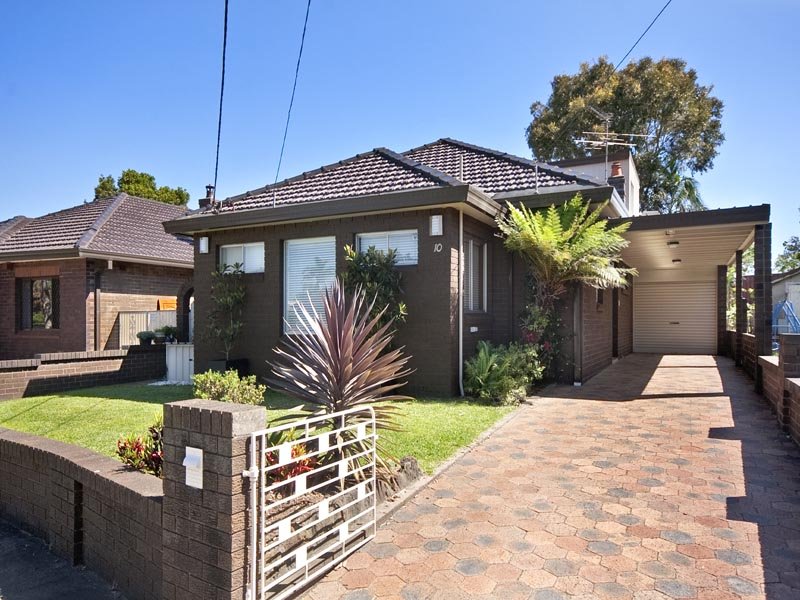 10 Vernon Avenue, Eastlakes, NSW 2018 Property Details