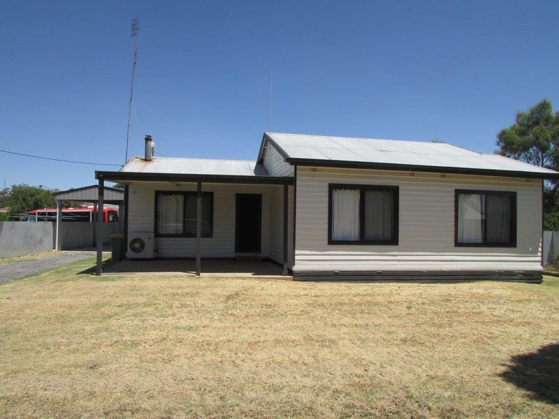 4 Menin Avenue, Warracknabeal, Vic 3393 Property Details