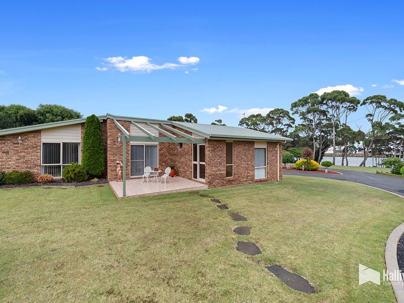 28 River Road, Ambleside, Tas 7310 Property Details