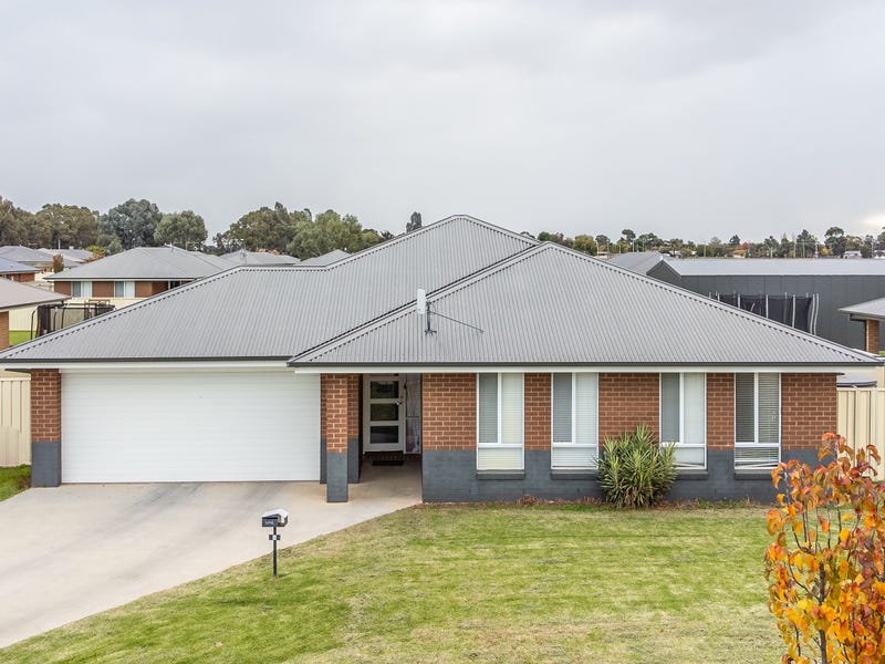 4 Devlin Close, Leeton, NSW 2705 Property Details