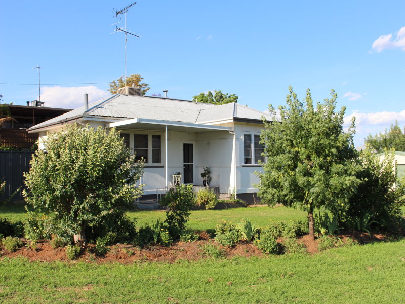 22 Lilac Avenue, Leeton, NSW 2705 Property Details