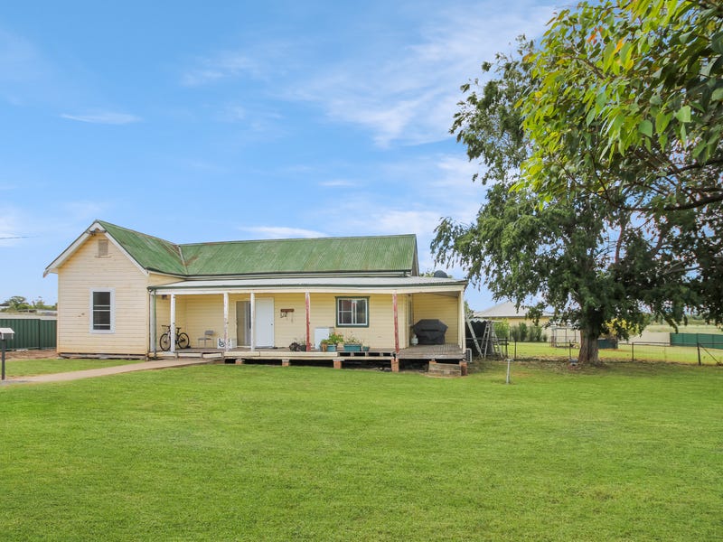 18 Railway Street, Quirindi, NSW 2343