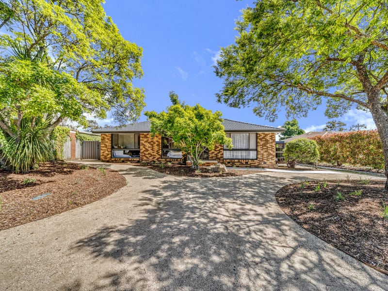 5 Colborne Place, Spence, ACT 2615 Property Details