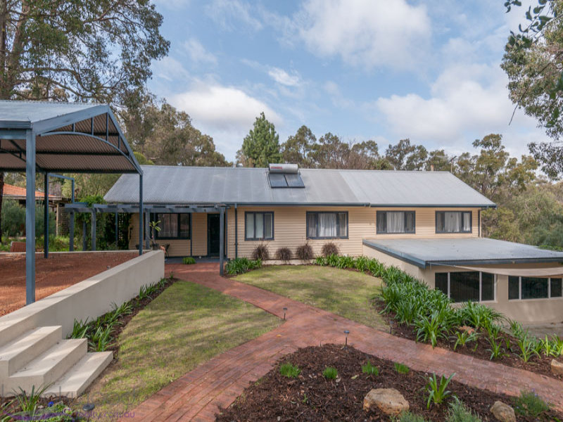 2120 Richardson Road, Parkerville, WA 6081