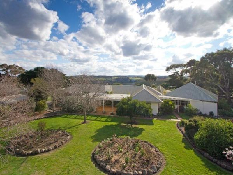 115 St Johns Road, Bulla, Vic 3428 Property Details