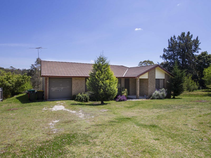 24 Station Street, Woodford, NSW 2778