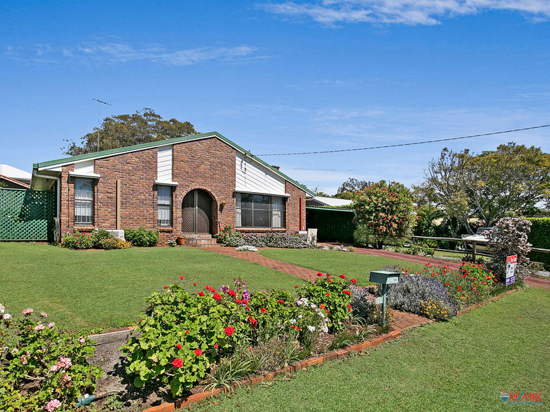 18 McCartney Street, Ormiston, Qld 4160 Property Details