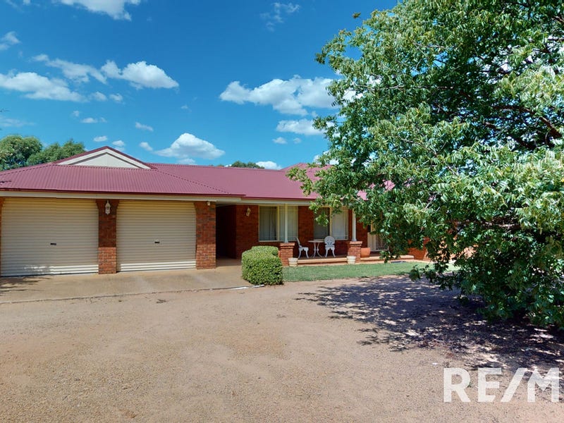 122 Lockhart Kywong Road, Lockhart, NSW 2656 Property Details