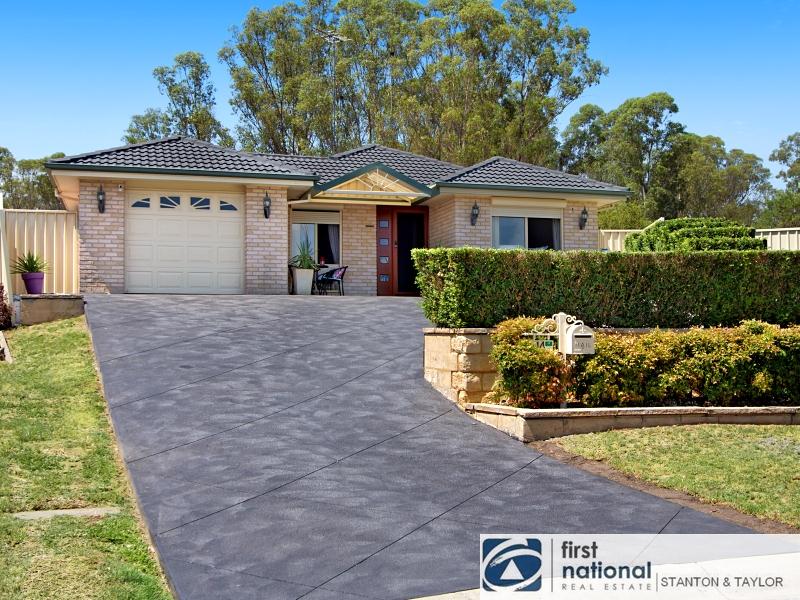 14 Pritchard Place, Glenmore Park, NSW 2745