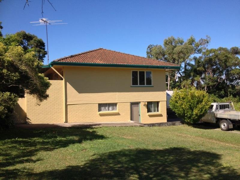 27 Brisbane Street, Kingston, Qld 4114 Property Details