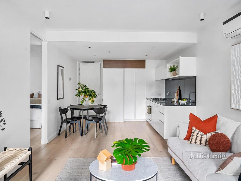 Real Estate & Property for Sale in Melbourne, VIC (+1 location) Pg. 52