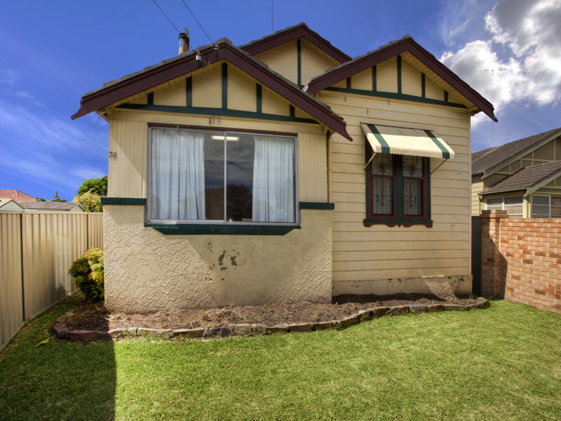 74 Bridges Road, New Lambton, NSW 2305 74 Bridges Road, New Lambton, NSW 2305