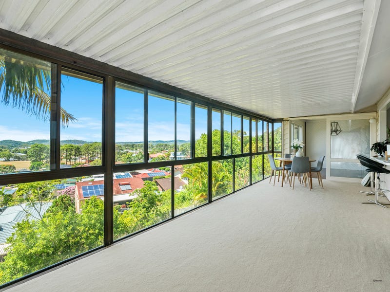16 Seaview Parade, Elanora, QLD 4221
