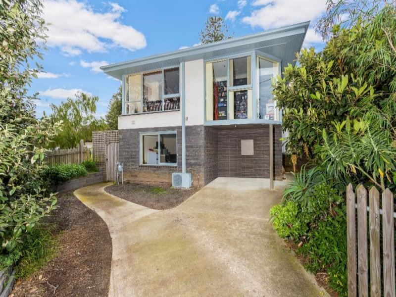 6 Raglan Street, Queenscliff, Vic 3225