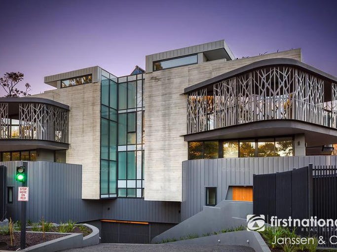 7/4B The Avenue, Parkville, Vic 3052 Property Details