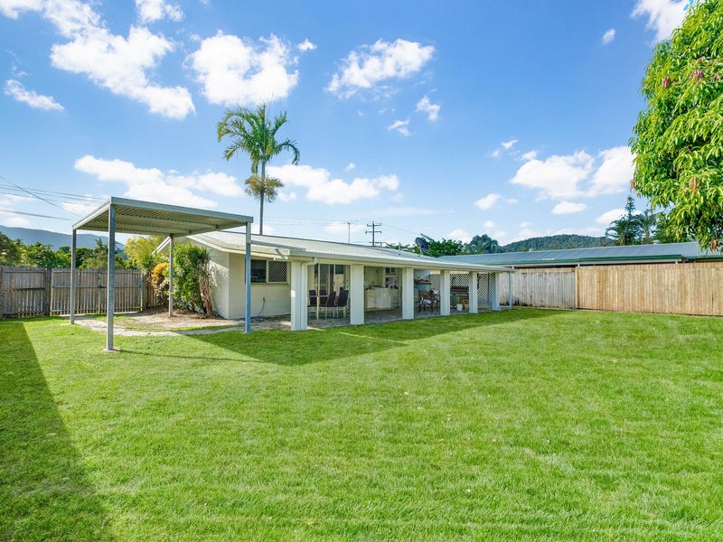 106 Enmore Street, Manoora, Qld 4870 Property Details