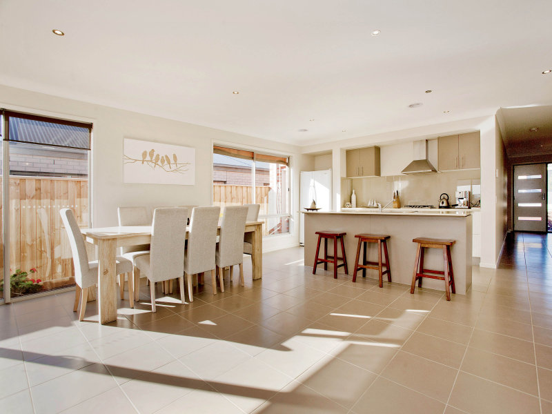 11 Ebbtide Drive, Leopold, VIC 3224