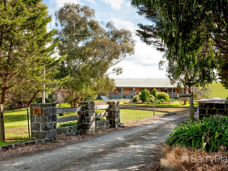 90 Scrubby Creek Road, Whittlesea, Vic 3757 House for Sale