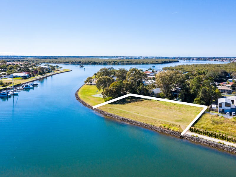 27 Crescent Avenue, Hope Island, Qld 4212