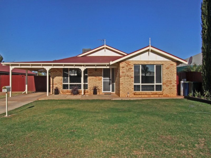 35 Trevaskis Street, Kalgoorlie, WA 6430 Property Details