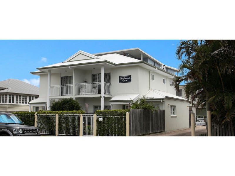 2/15 Drayton Terrace, Wynnum, Qld 4178 Property Details