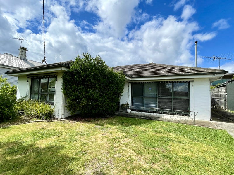 17 Roebuck Street, Newtown, VIC 3220