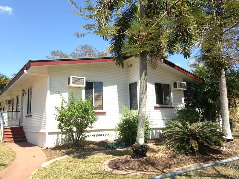 15 Lamington Street, The Range, QLD 4700