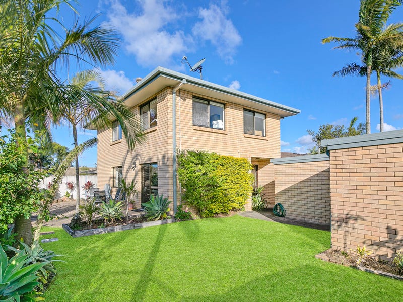 4/64 Broadsea Avenue, Maroochydore, QLD 4558