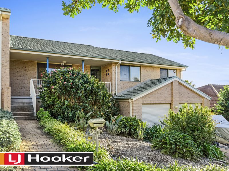 28 Eucumbene Ave, Flinders, NSW 2529 Property Details