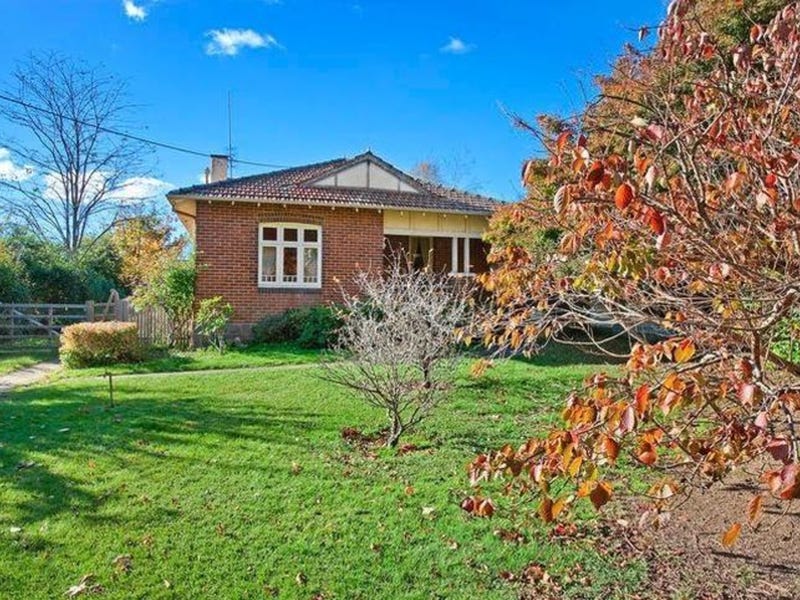 4 Martha Street, Bowral, NSW 2576 Property Details