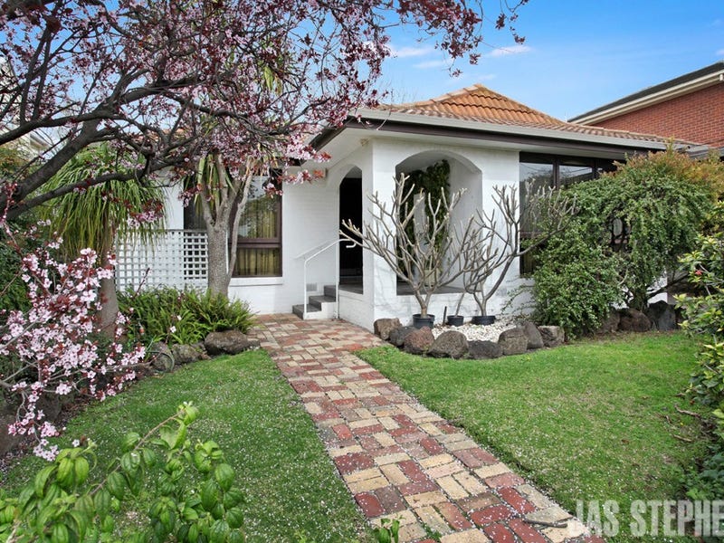 17 Yarra Street, Williamstown, Vic 3016 Property Details