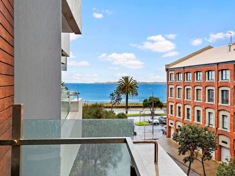 31/2 Esplanade West, Port Melbourne, VIC 3207