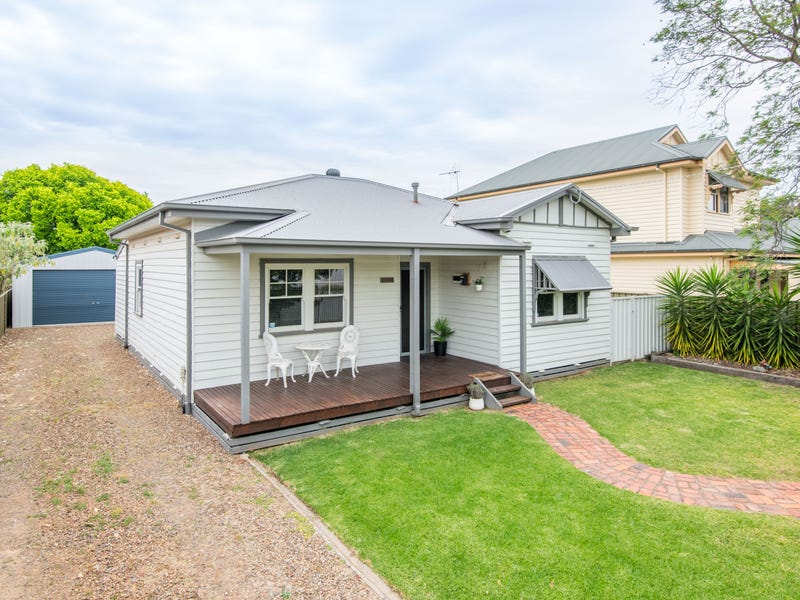 17 CLIVE STREET, Shepparton, Vic 3630 Property Details