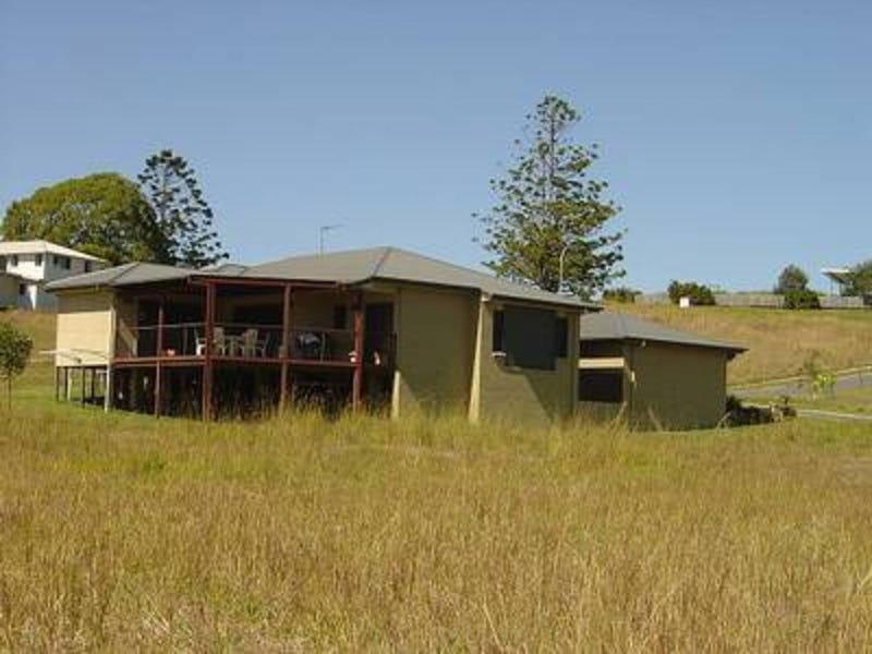 68 Sassafras Street, Pottsville, NSW 2489