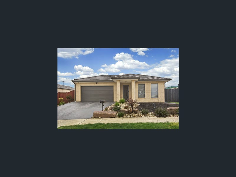 8 Springridge Boulevard, Wallan, Vic 3756 Property Details