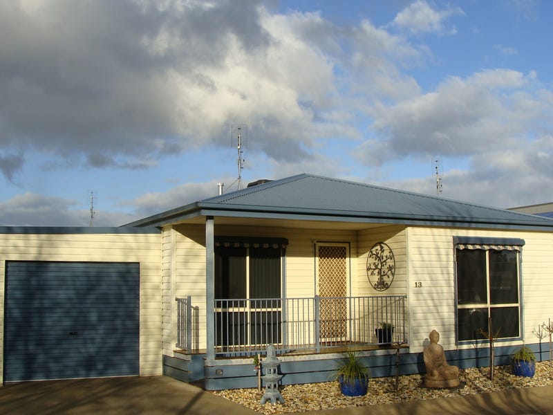 13 Paradise Place, Moama, NSW 2731