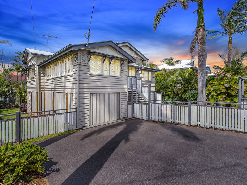 10 Margaret st, Scarborough, Qld 4020 Property Details