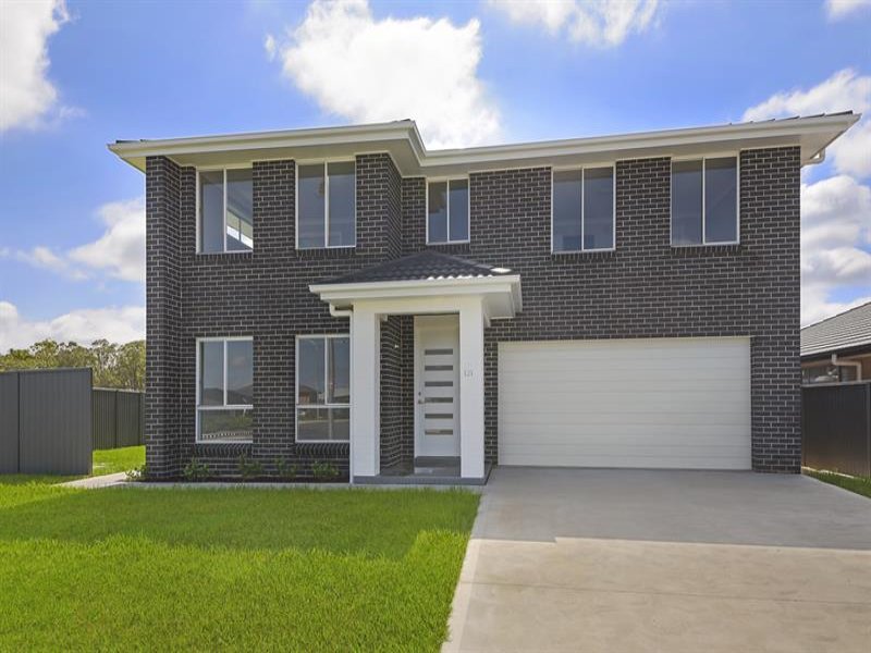 121 Village Circuit, Gregory Hills, NSW 2557