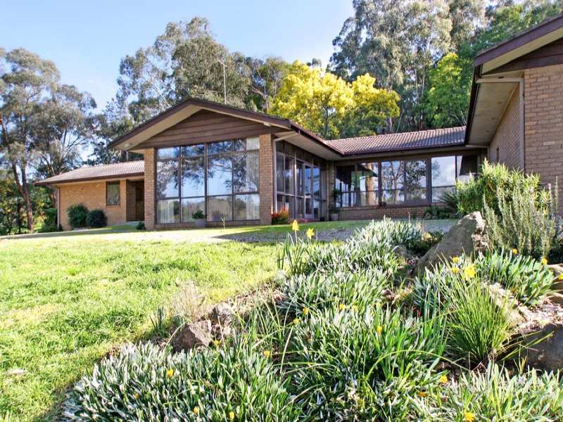 112 Monbulkseville Road, Silvan, VIC 3795