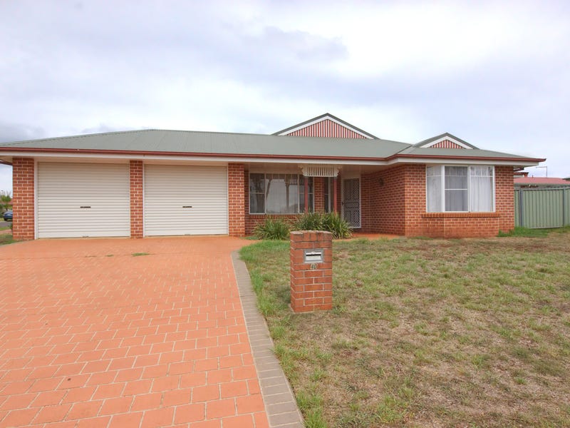 40 Gouldson Drive, Kearneys Spring, QLD 4350