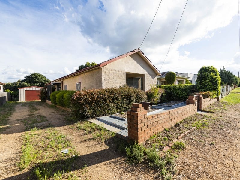 10 Morton Street, Queanbeyan, NSW 2620