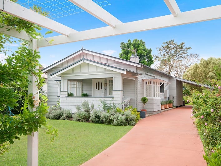 24 Stuart St, Mullumbimby, NSW 2482 Property Details