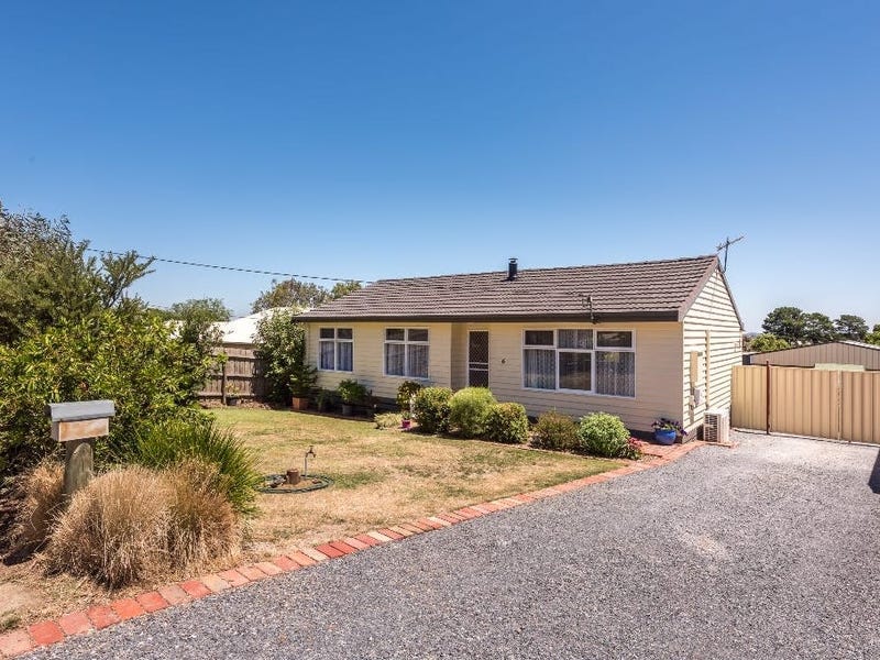 6 Weyburn Road, Boronia, Vic 3155 Property Details