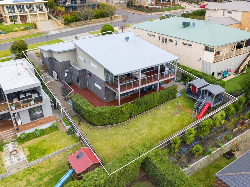 96 Leigh Road, Highton, Vic 3216 Property Details