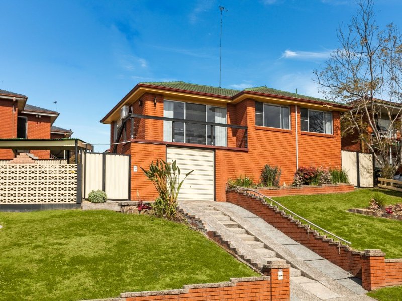 1 Beverley Avenue, Unanderra, NSW 2526 Property Details