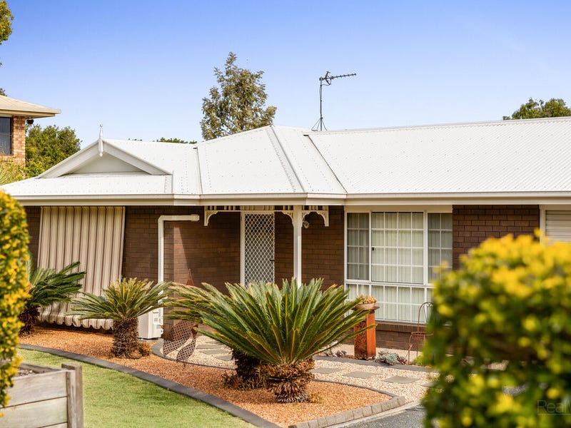 13 Emmanulla Drive, Kingsthorpe, Qld 4400 Property Details