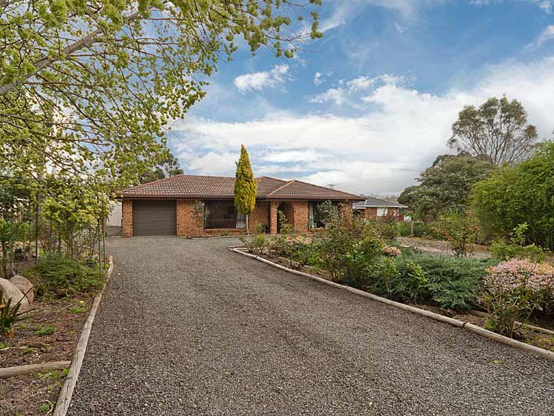 4 Strempel Avenue, Hahndorf, SA 5245 - Property Details