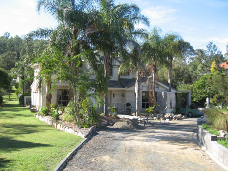 2527 Walker Drive, Kooralbyn, Qld 4285 Property Details