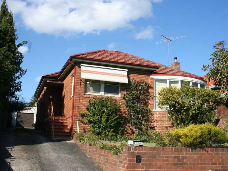 1 Louis Terrace, Hurstville, NSW 2220 Property Details